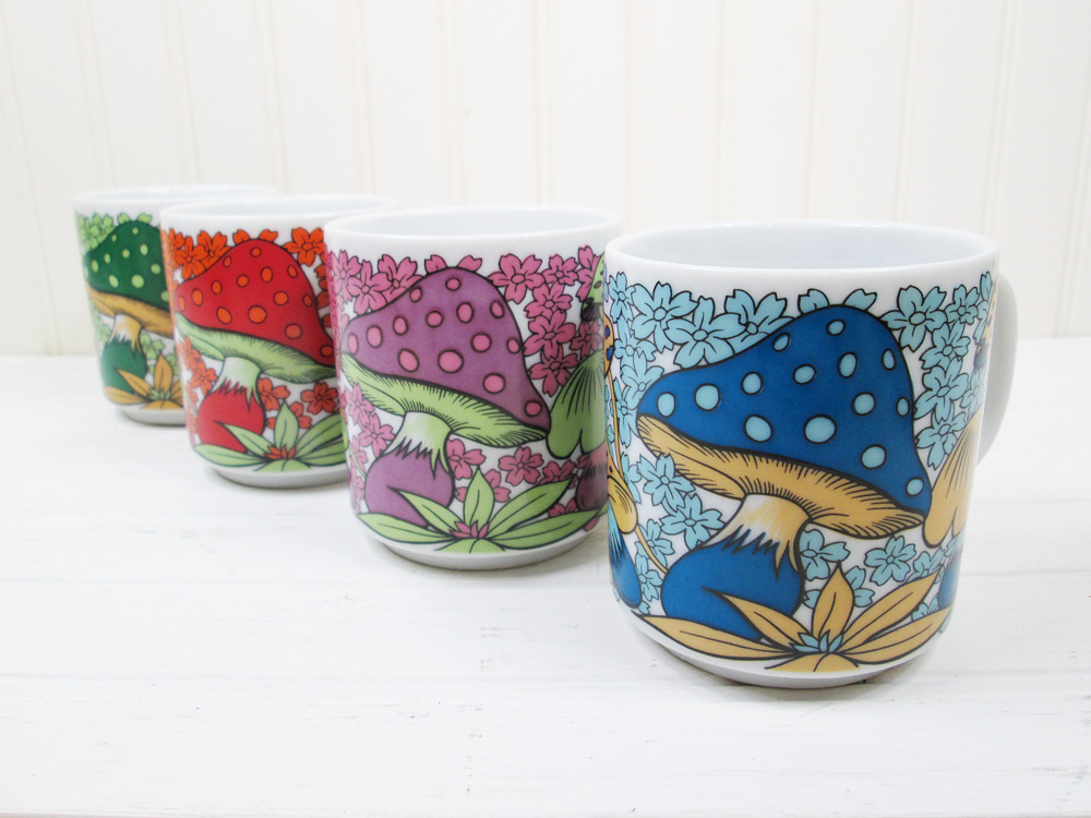 Vintage Mushroom Coffee Mugs Cups Set